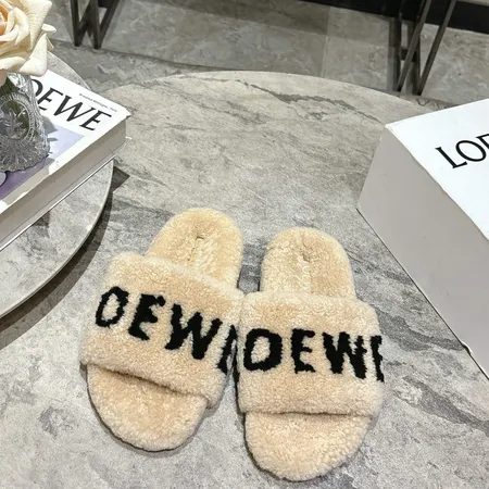 ロエベ スリッパ
