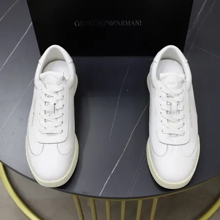 アルマーニ カジュアルシューズ
