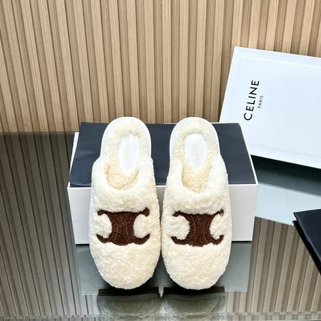 セリーヌ スリッパ