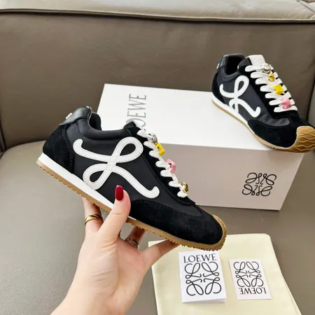 ロエベ カジュアルシューズ