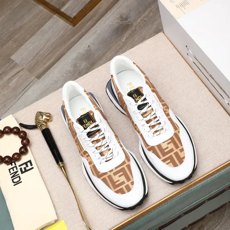 フェンディ スニーカー