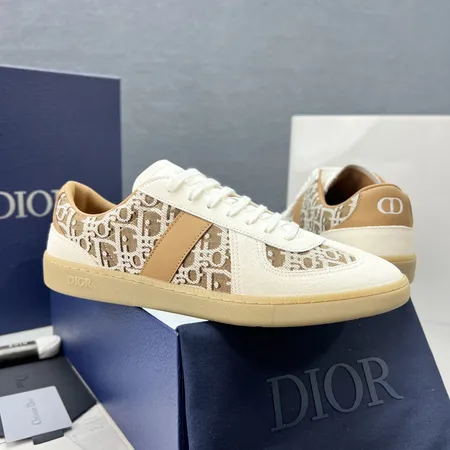 ディオール カジュアルシューズ
