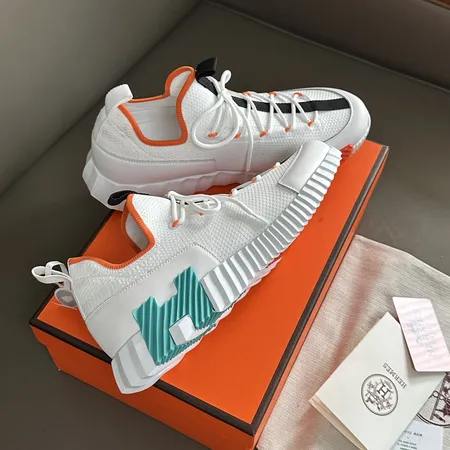 エルメス カジュアルシューズ