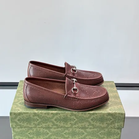 グッチ ビジネスシューズ