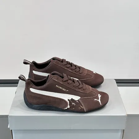 プーマ カジュアルシューズ