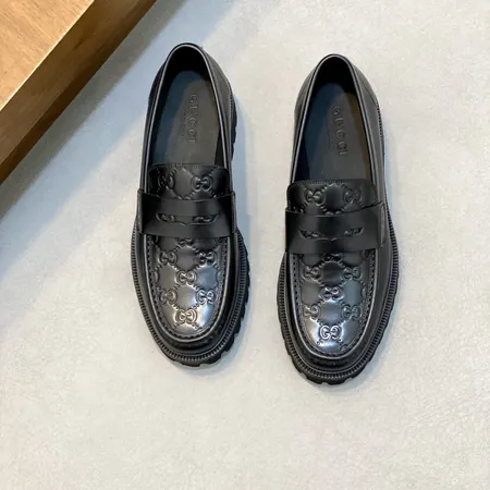 グッチ ビジネスシューズ