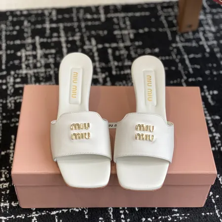 ミュウミュウ サンダル