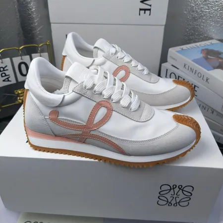 ロエベ カジュアルシューズ