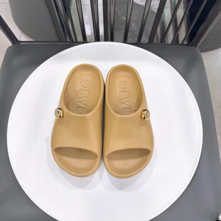 ロエベ スリッパ