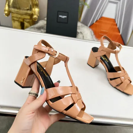 イブサンローラン サンダル