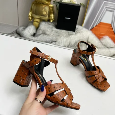 イブサンローラン サンダル