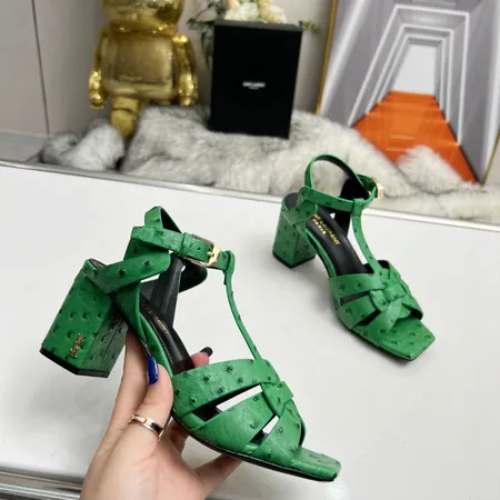 イブサンローラン サンダル