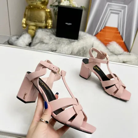 イブサンローラン サンダル