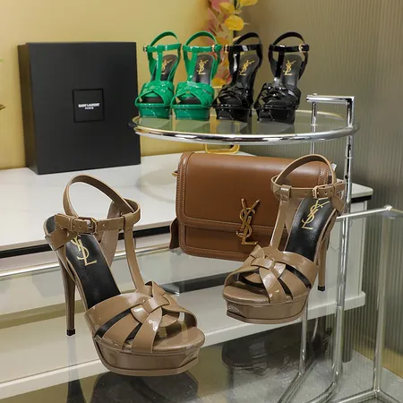 イブサンローラン サンダル