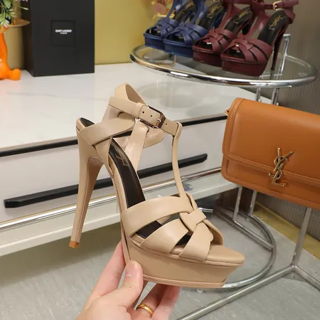 イブサンローラン サンダル