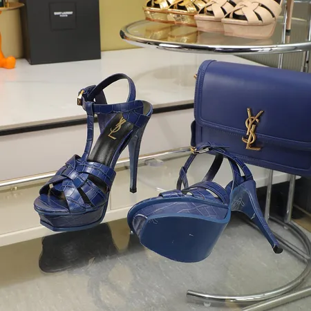 イブサンローラン サンダル