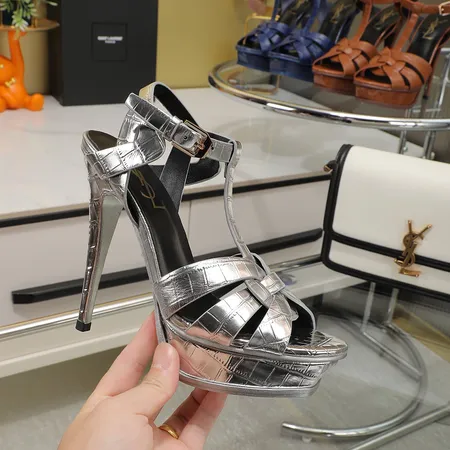 イブサンローラン サンダル