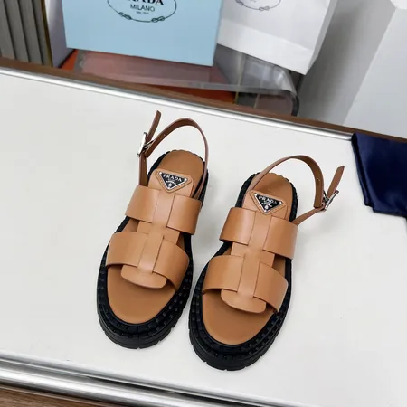 プラダ サンダル