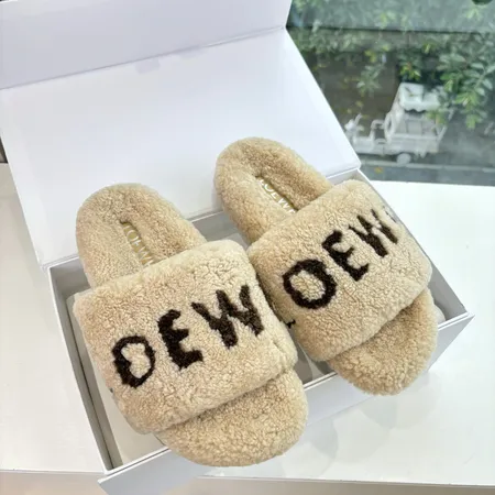 ロエベ スリッパ