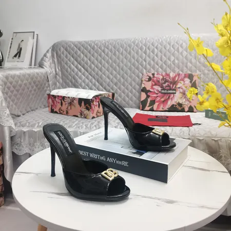 ドルチェ＆ガッバーナ サンダル