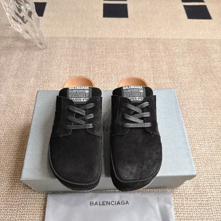 バレンシアガ カジュアルシューズ