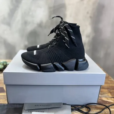 バレンシアガ カジュアルシューズ