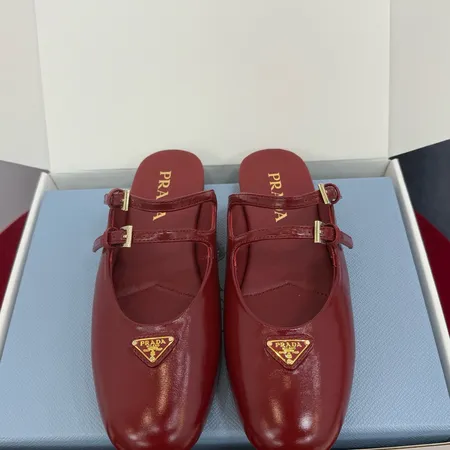 プラダ スリッパ