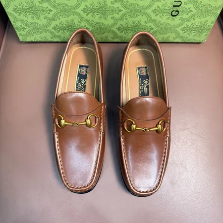 グッチ ビジネスシューズ