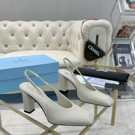 プラダ サンダル