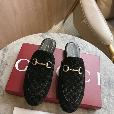 グッチ スリッパ