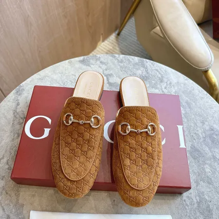グッチ スリッパ
