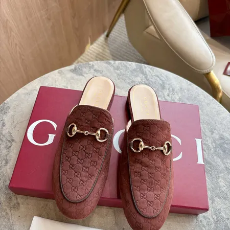 グッチ スリッパ