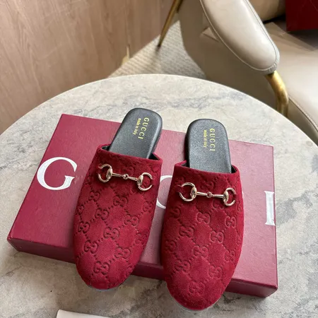 グッチ スリッパ