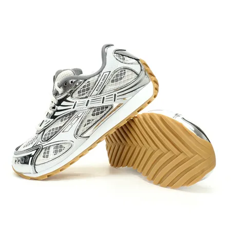 ボッテガ ヴェネタ スニーカー