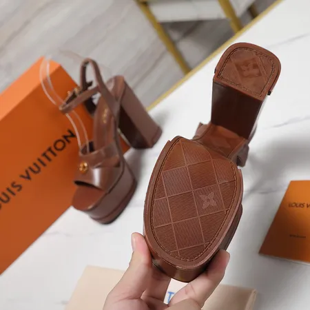 ルイヴィトン サンダル