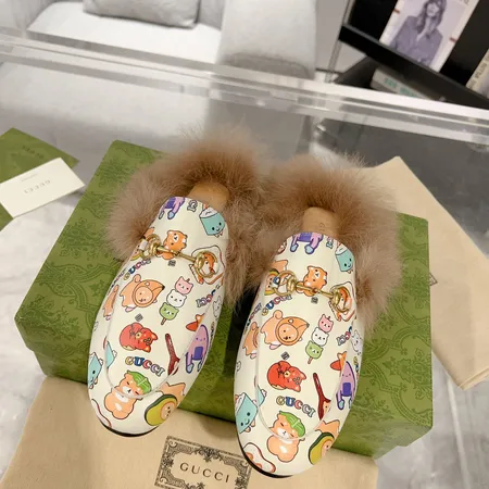 グッチ スリッパ