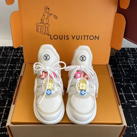 ルイヴィトン スニーカー