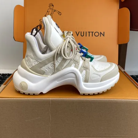 ルイヴィトン スニーカー