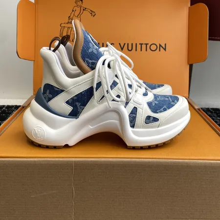 ルイヴィトン スニーカー