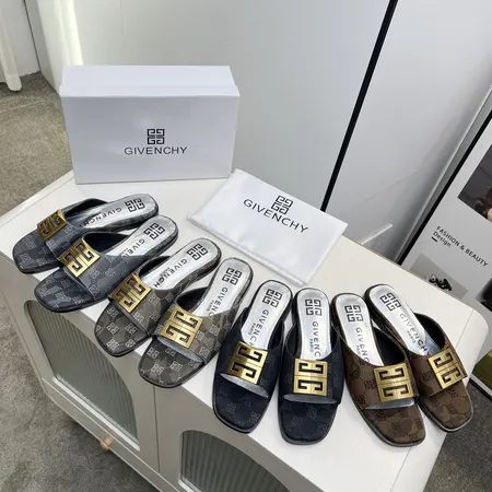 ジバンシィ スリッパ