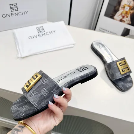 ジバンシィ スリッパ