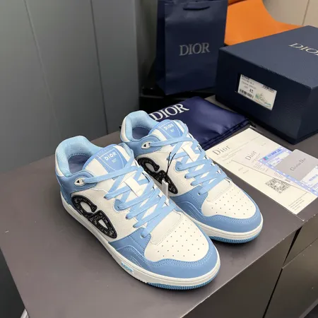 ディオール カジュアルシューズ