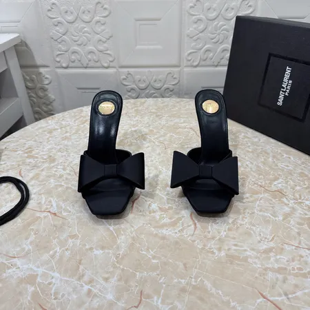 イブサンローラン サンダル