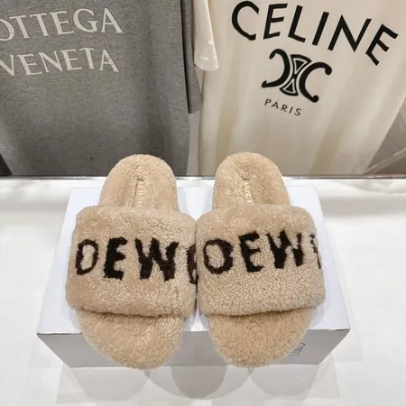 ロエベ スリッパ