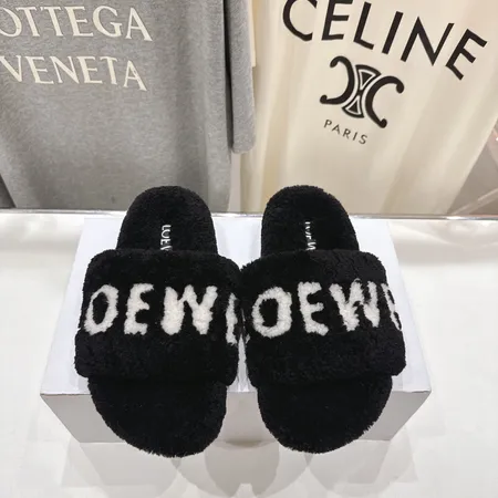 ロエベ スリッパ