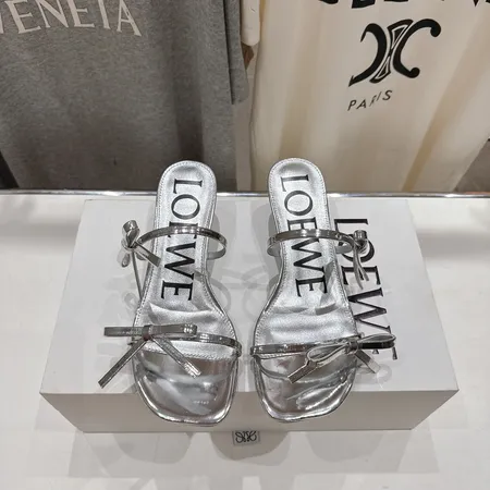 ロエベ サンダル