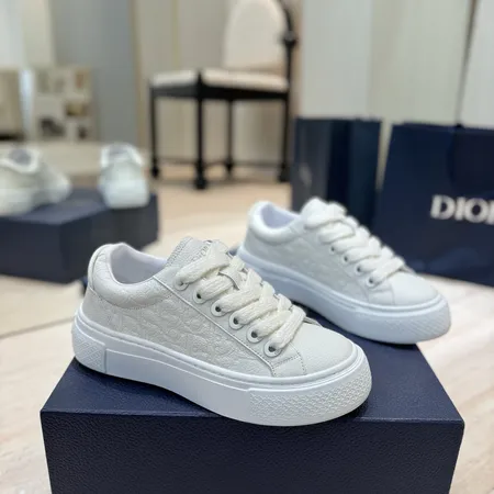 ディオール カジュアルシューズ