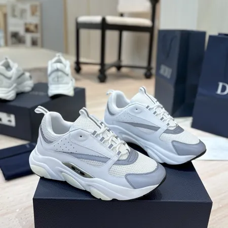 ディオール スニーカー