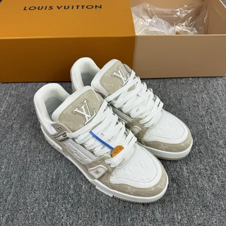 ルイヴィトン カジュアルシューズ