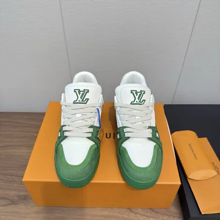 ルイヴィトン カジュアルシューズ